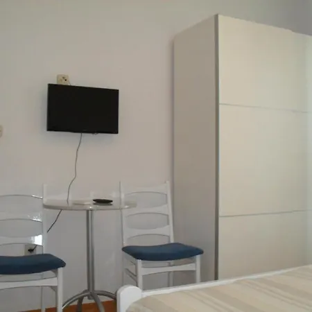 Krstina Apartman Sukosan